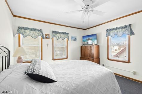 60 W Roselle Avenue Roselle Park NJ 07204