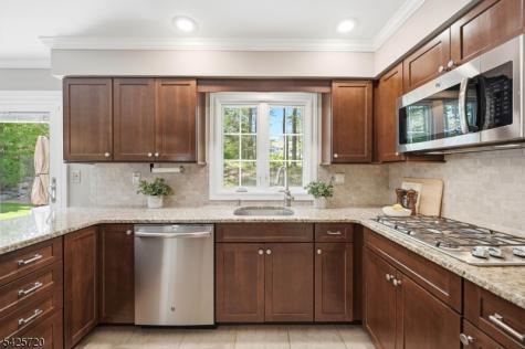 60 Hendricks Drive Hanover NJ 07950