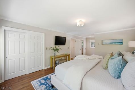 60 Hendricks Drive Hanover NJ 07950