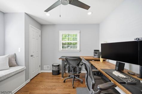 60 Hendricks Drive Hanover NJ 07950