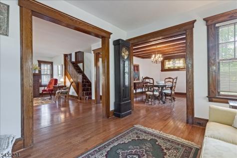 525 S Maple Avenue Glen Rock NJ 07452