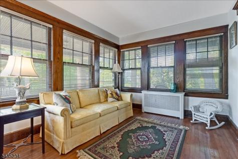 525 S Maple Avenue Glen Rock NJ 07452
