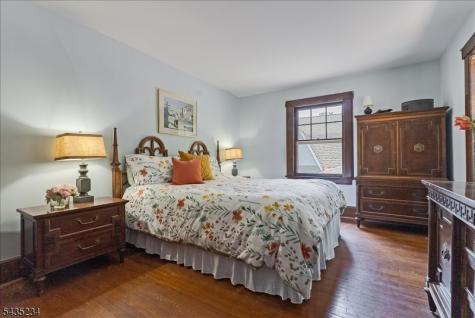 525 S Maple Avenue Glen Rock NJ 07452