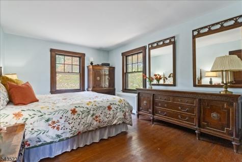 525 S Maple Avenue Glen Rock NJ 07452