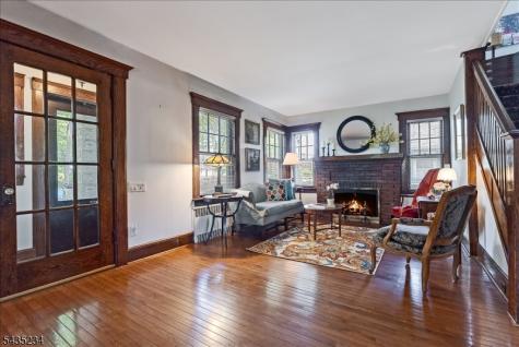 525 S Maple Avenue Glen Rock NJ 07452