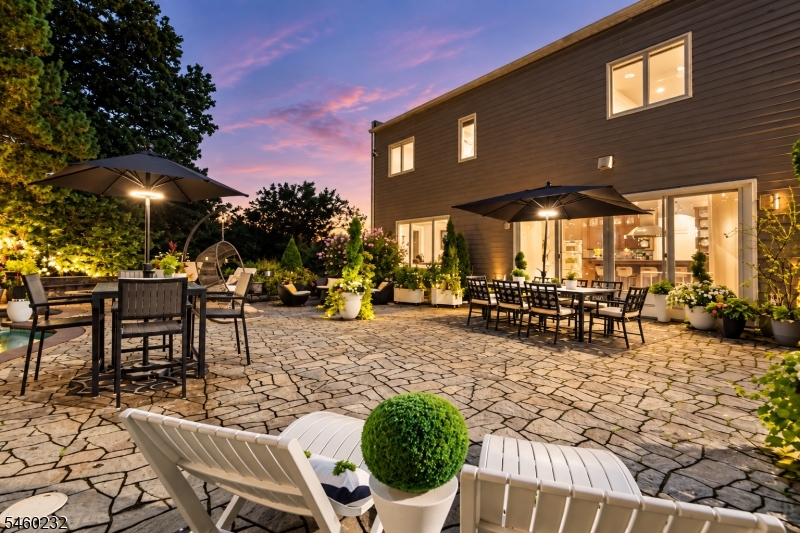 47 Mountainwood Court Totowa NJ 07512