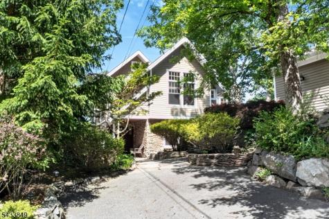 73 South Road Bloomingdale NJ 07403