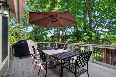 73 South Road Bloomingdale NJ 07403