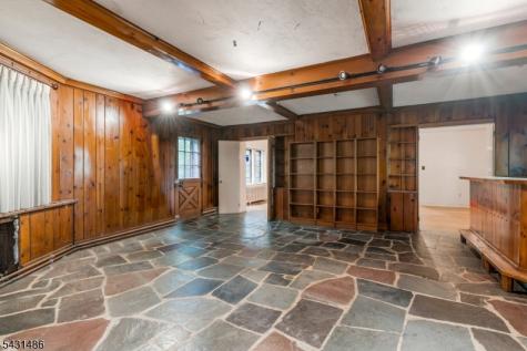 3 Shelbourne Avenue Trenton NJ 08618