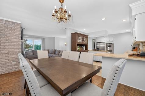 21 Alexandra Road Roxbury NJ 07850
