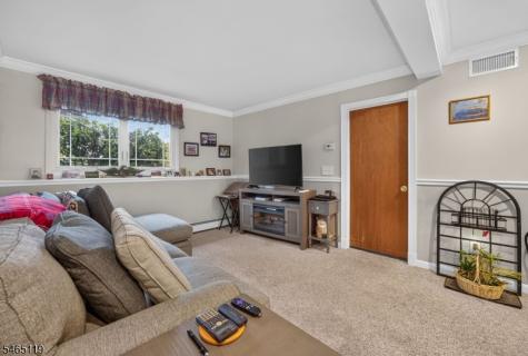 21 Alexandra Road Roxbury NJ 07850