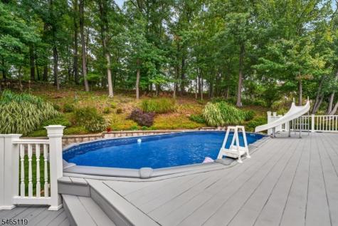 21 Alexandra Road Roxbury NJ 07850