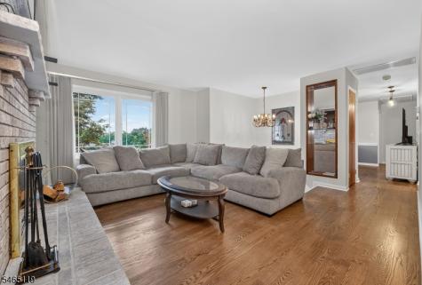 21 Alexandra Road Roxbury NJ 07850
