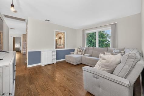 21 Alexandra Road Roxbury NJ 07850