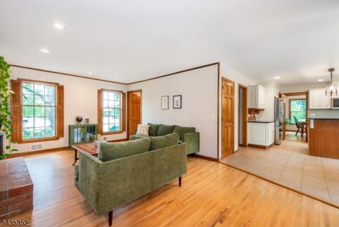28 Kingswood Court Montgomery NJ 08502
