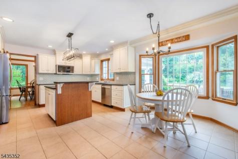 28 Kingswood Court Montgomery NJ 08502