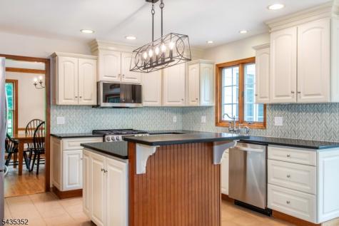 28 Kingswood Court Montgomery NJ 08502