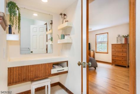 28 Kingswood Court Montgomery NJ 08502