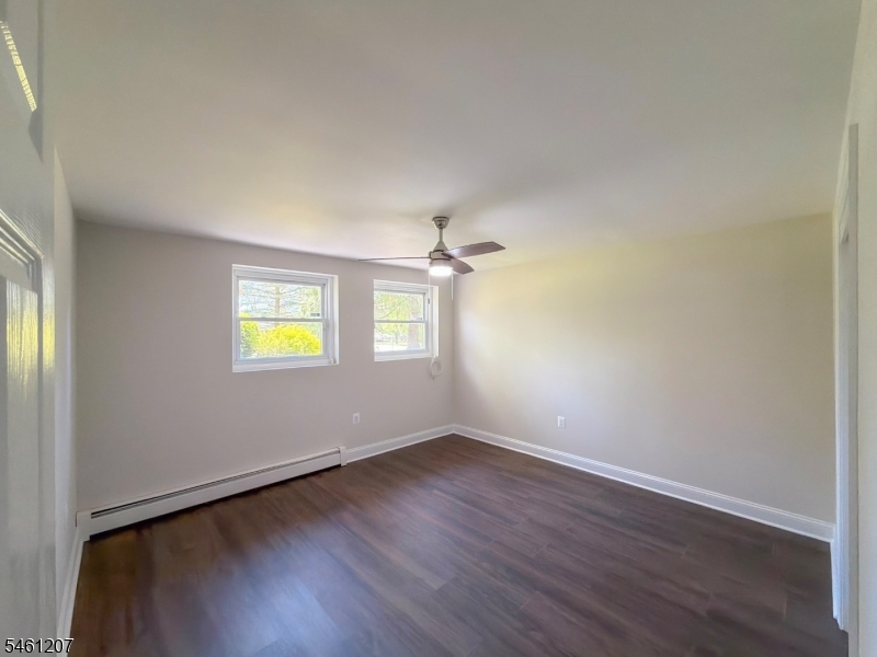 8 Woodland Drive Washington NJ 07853
