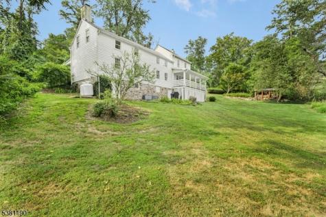 22 Walnut Road Knowlton NJ 07832