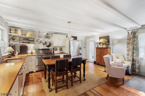 22 Walnut Road Knowlton NJ 07832