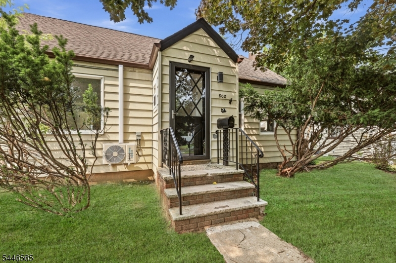 808 Tompkins Avenue South Plainfield NJ 07080