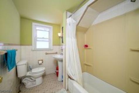 279 Amboy Avenue Woodbridge NJ 07095