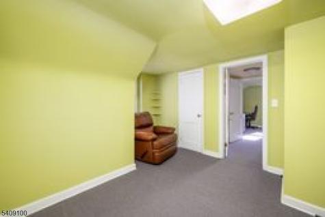 279 Amboy Avenue Woodbridge NJ 07095