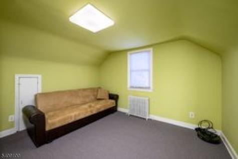 279 Amboy Avenue Woodbridge NJ 07095