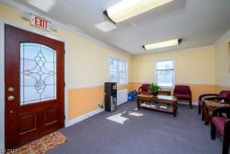 279 Amboy Avenue Woodbridge NJ 07095