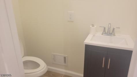 94 Sanford Street East Orange NJ 07018