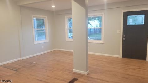 94 Sanford Street East Orange NJ 07018