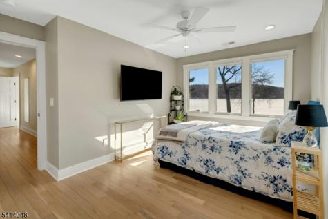 586 W Shore Trail Sparta NJ 07871