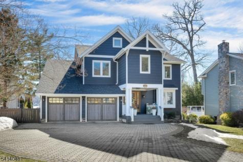 586 W Shore Trail Sparta NJ 07871