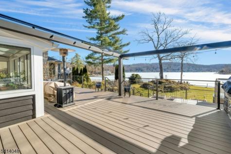 586 W Shore Trail Sparta NJ 07871