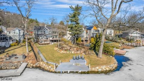 586 W Shore Trail Sparta NJ 07871