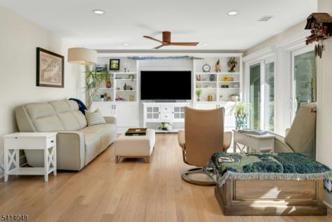 586 W Shore Trail Sparta NJ 07871