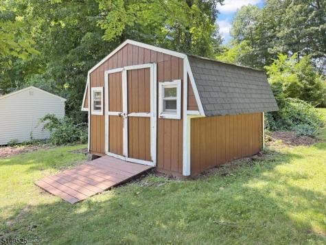 69 Cedar Tree Drive Vernon NJ 07422