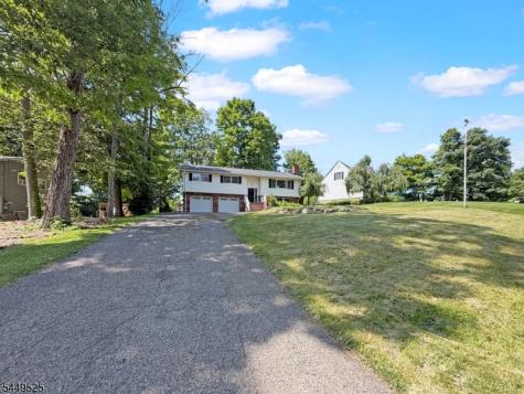 69 Cedar Tree Drive Vernon NJ 07422