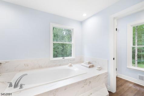 31 Warren Cutting Chester NJ 07930