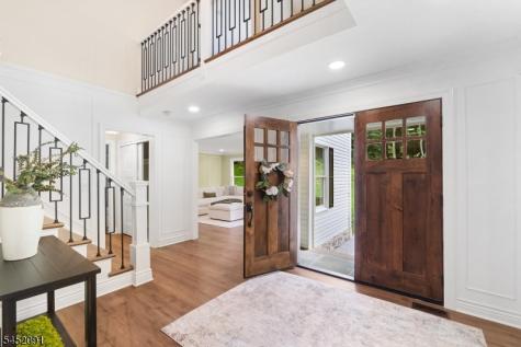31 Warren Cutting Chester NJ 07930