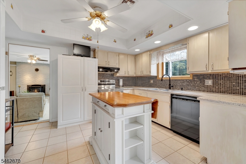 434 Drakestown Road Mount Olive NJ 07853