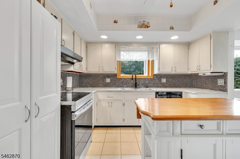 434 Drakestown Road Mount Olive NJ 07853