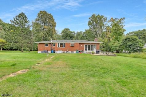 434 Drakestown Road Mount Olive NJ 07853