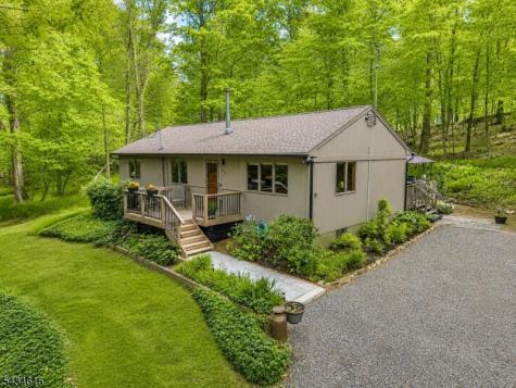 616 Woodglen Road Lebanon NJ 08826