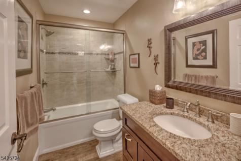 7 Rice Lane Washington NJ 07853