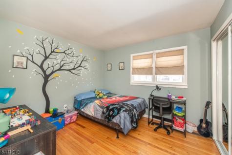 38 Fremont Terrace West Milford NJ 07438
