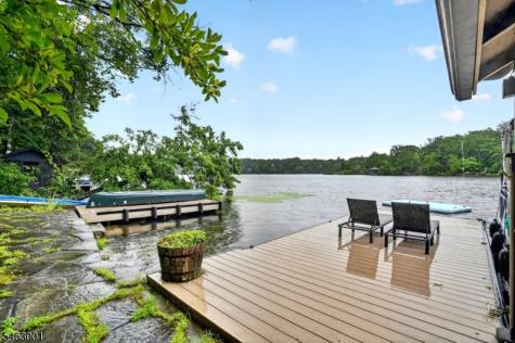 106 Demarest Road Bloomingdale NJ 07403