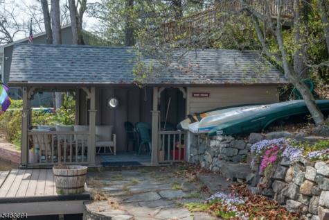 106 Demarest Road Bloomingdale NJ 07403