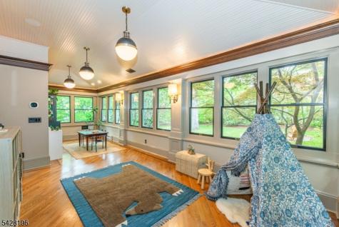 324 Morris Avenue Mountain Lakes NJ 07046